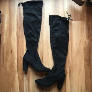 Women’s Over the Knee black Boots Size 7.5 M